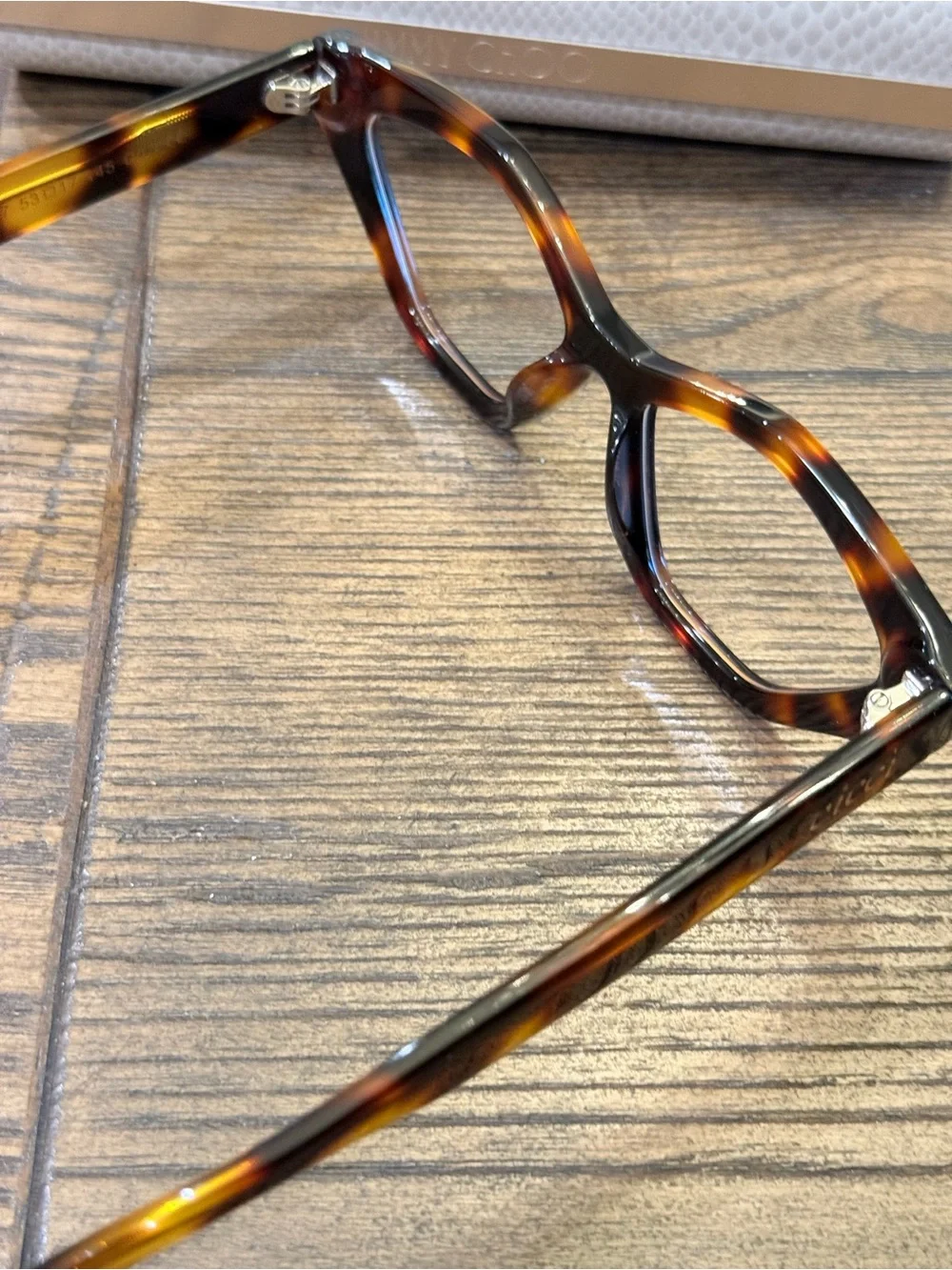 VICCI stylish tortoiseshell